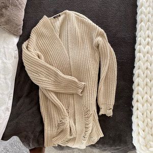 Cream distress long cardigan Evereve/PaytonJensen